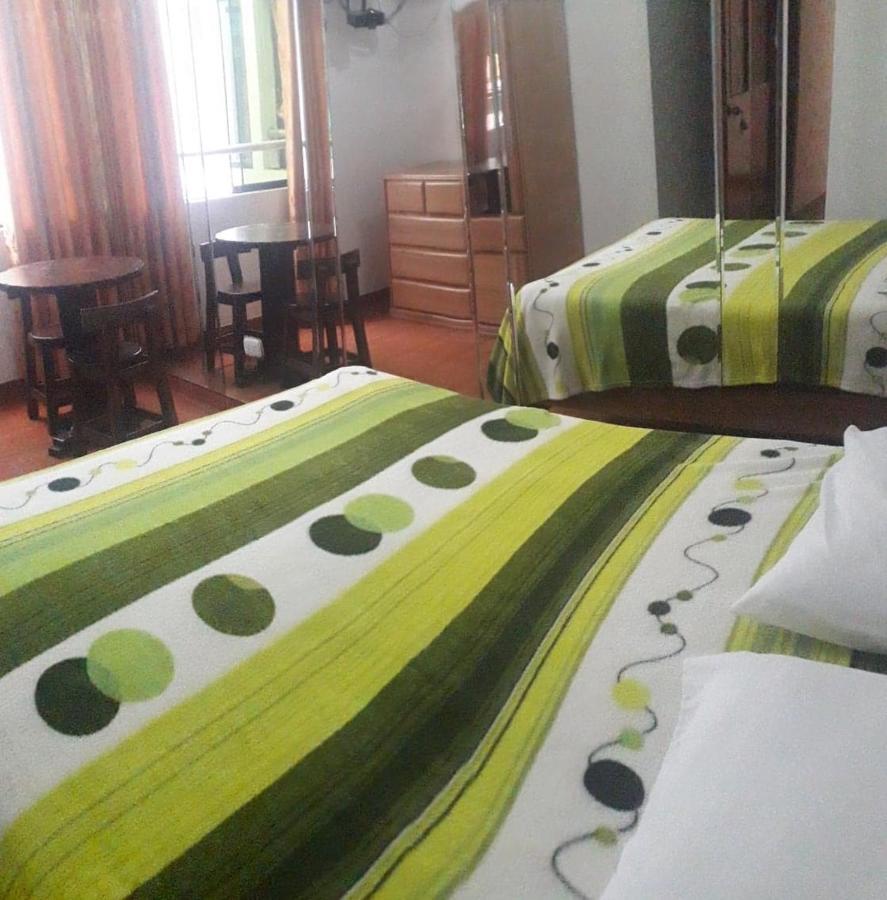 Hostal Suenos Lima Bagian luar foto
