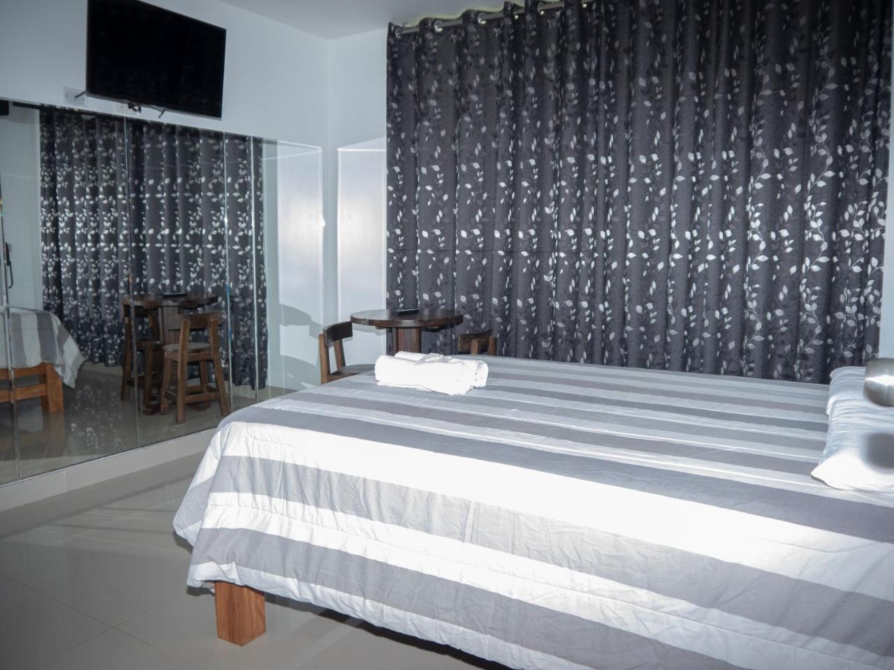 Hostal Suenos Lima Bagian luar foto